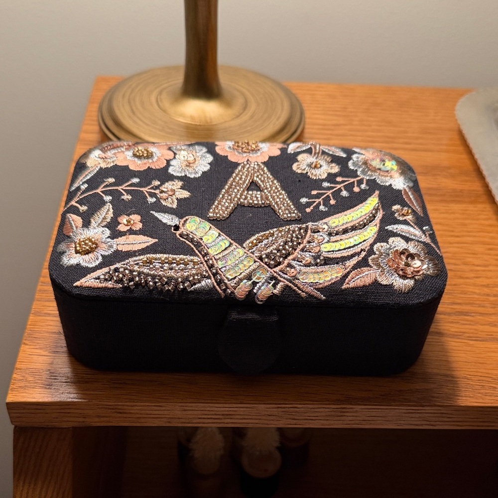 Embroidered Jewelry Box with Floral and Bird Design